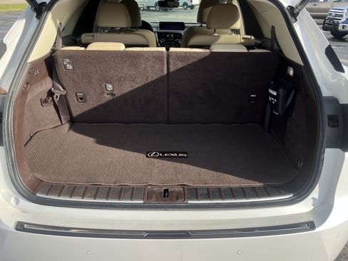 Used 2019 Lexus RX 350L Luxury w/ Accessory Package FWD image 12