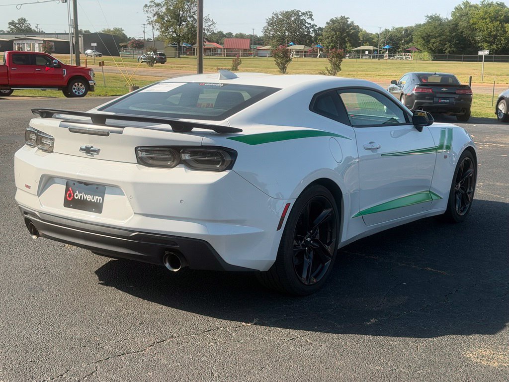Used 2019 Chevrolet Camaro SS w/ Black Appearance Package RWD image 6