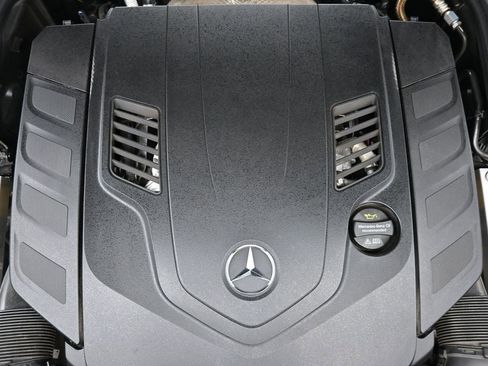 Used 2023 Mercedes-Benz S 580 4MATIC Sedan image 25