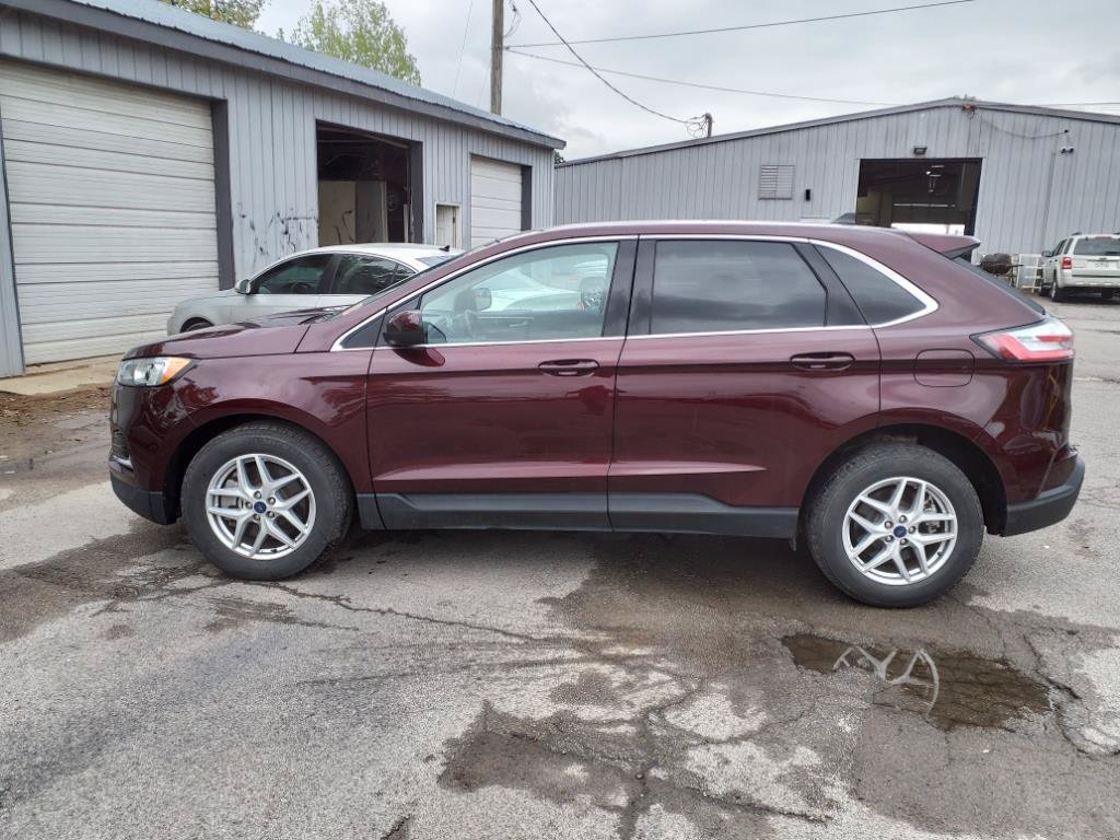 Used 2022 Ford Edge SEL AWD/4WD image 2