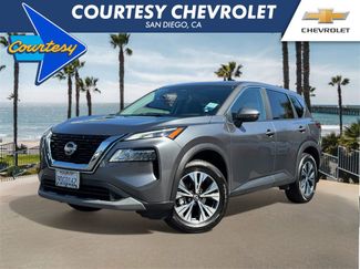 Used 2023 Nissan Rogue SV image 1