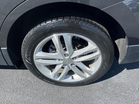 Used 2021 Chevrolet Equinox Premier FWD image 33