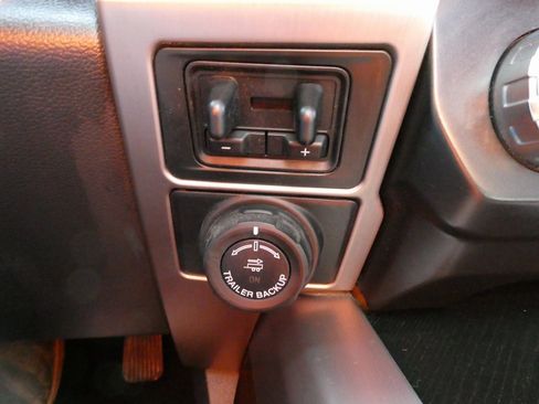 Used 2022 Ford F350 Platinum image 31