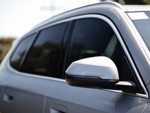 New 2026 BMW X1 xDrive28i w/ Convenience Package image 3