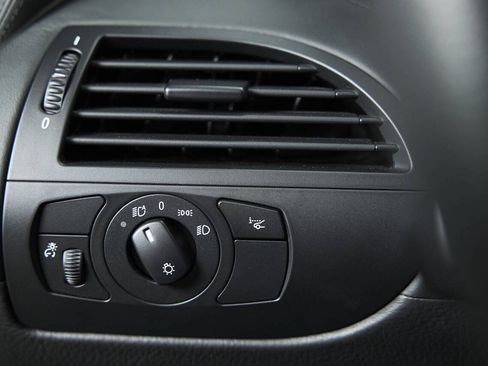 Used 2006 BMW M6 Coupe RWD image 57