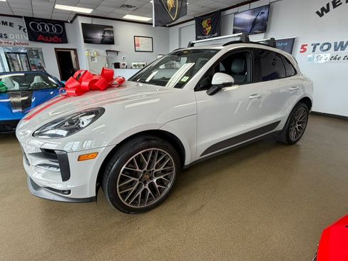 Used 2021 Porsche Macan S AWD/4WD image 9
