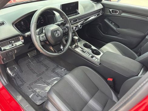 Used 2025 Honda Civic Sport image 11