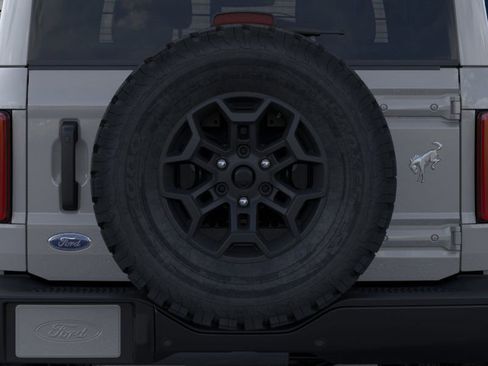New 2026 Ford Bronco Badlands image 25