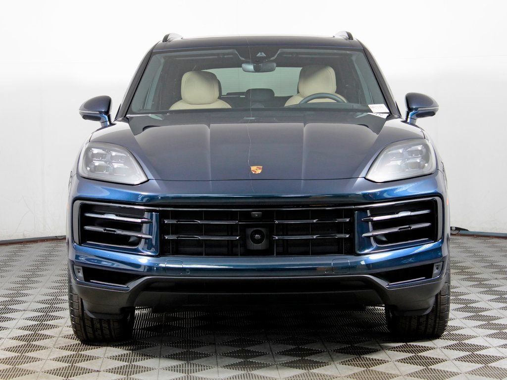 Certified 2026 Porsche Cayenne E-Hybrid AWD/4WD image 10