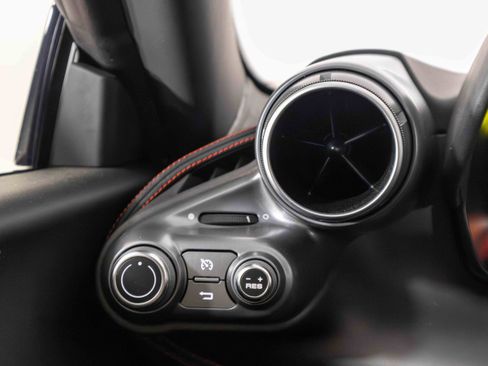 Certified 2023 Ferrari F8 Tributo image 32