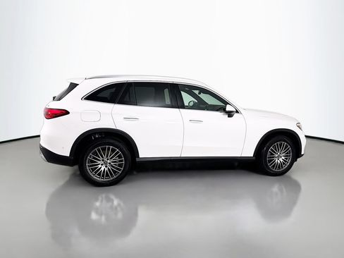Used 2026 Mercedes-Benz GLC 300 4MATIC image 8