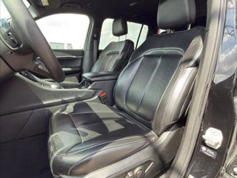 Certified 2024 Jeep Grand Cherokee L Limited AWD/4WD image 13
