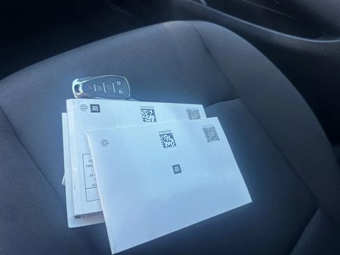 Used 2020 Chevrolet Malibu LT image 25