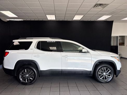 Used 2019 GMC Acadia SLT AWD/4WD image 2