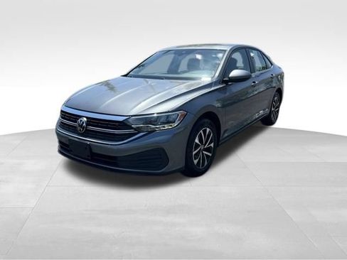 Used 2024 Volkswagen Jetta S FWD image 3