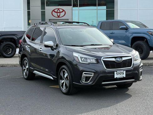 Used 2019 Subaru Forester Touring w/ Popular Package #3 AWD/4WD image 2
