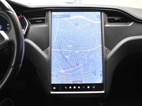 Used 2018 Tesla Model S 75D image 33