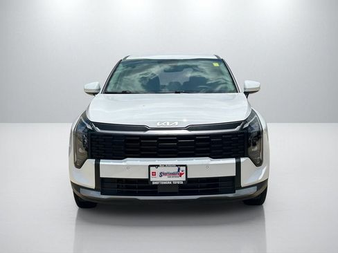 Used 2026 Kia Sportage LX FWD image 2