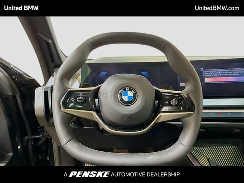 Used 2025 BMW X3 xDrive30i w/ Premium Package AWD/4WD image 6
