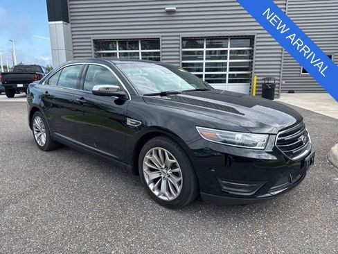 Used 2017 Ford Taurus Limited w/ Driver Assist Package FWD image 1