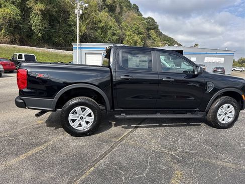 New 2025 Ford Ranger XL image 3