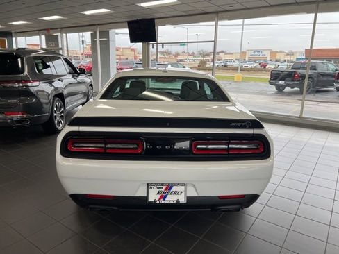 Used 2023 Dodge Challenger SRT Hellcat image 5