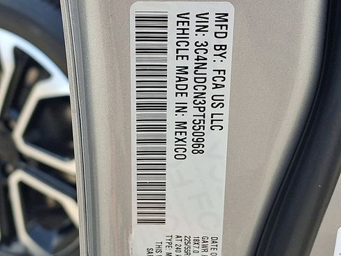 Certified 2023 Jeep Compass Limited AWD/4WD image 27