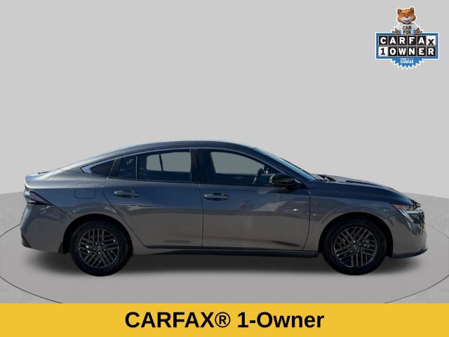 Used 2026 Nissan Sentra SV w/ SV Convenience Package FWD image 3