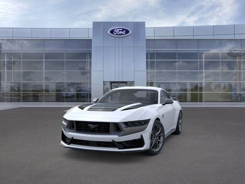 New 2026 Ford Mustang Dark Horse image 2