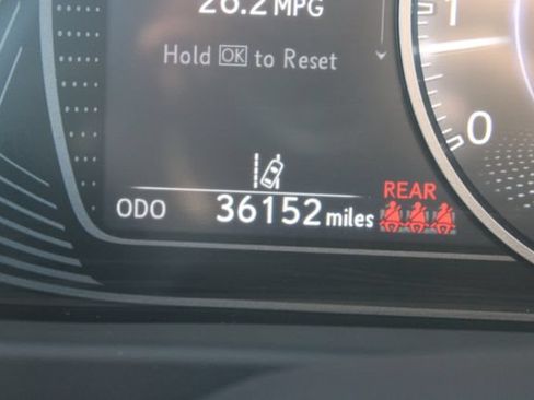 Used 2019 Lexus UX 200 FWD image 15