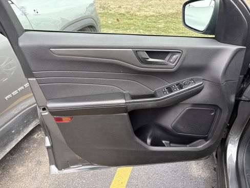 Used 2024 Ford Escape Active w/ Tech Pack #1 image 3