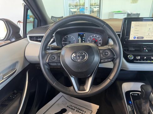 Certified 2025 Toyota Corolla SE w/ Convenience Package image 9