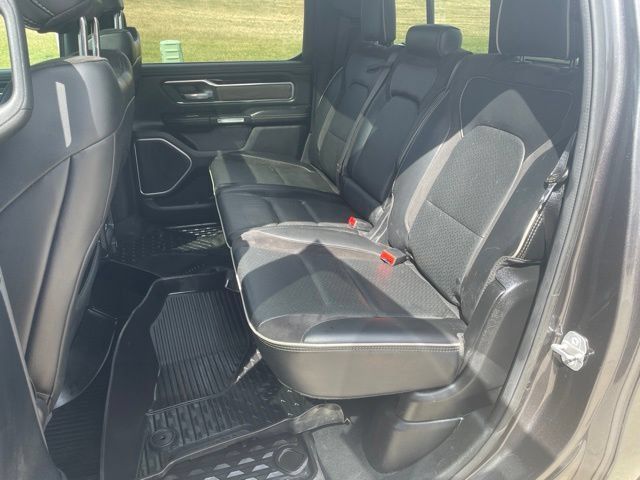 Used 2020 RAM 1500 Laramie w/ Sport Appearance Package AWD/4WD image 19
