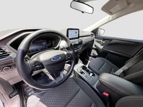 Used 2025 Ford Escape Active FWD image 9