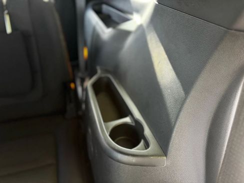 Used 2017 Ford Explorer XLT w/ Equipment Group 201A image 39