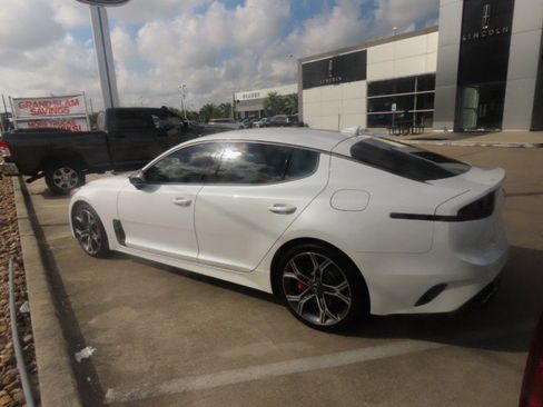 Used 2019 Kia Stinger GT RWD image 13