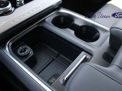 New 2027 Ford Expedition Active RWD image 13