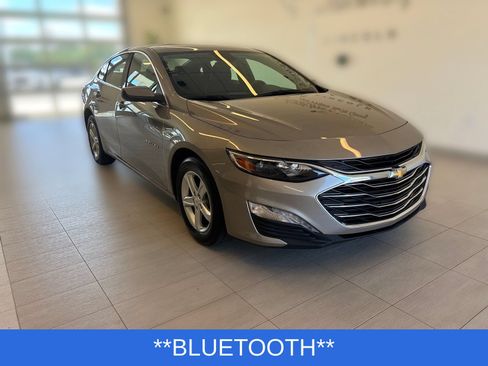 Used 2024 Chevrolet Malibu LT FWD image 4
