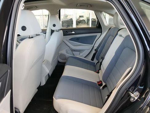 New 2025 Volkswagen Jetta SE image 11