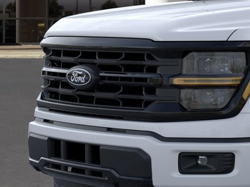 New 2026 Ford F150 XLT w/ XLT Black Appearance Package RWD image 17