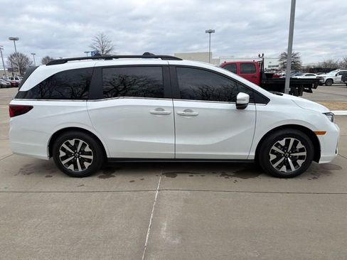 New 2026 Honda Odyssey EX-L image 6