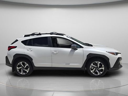 Used 2024 Subaru Crosstrek 2.0i Premium AWD/4WD image 7