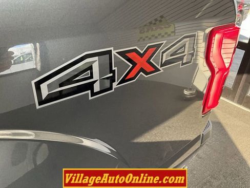 Used 2019 Ford F150 Platinum image 32