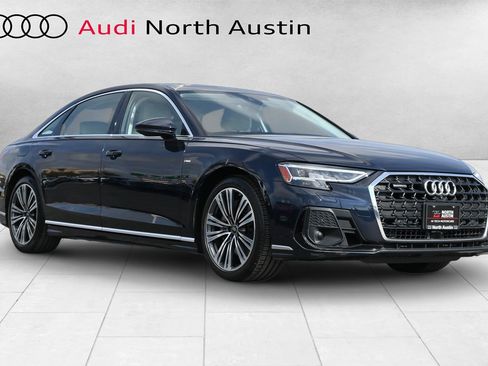 Used 2022 Audi A8 L 3.0T image 2