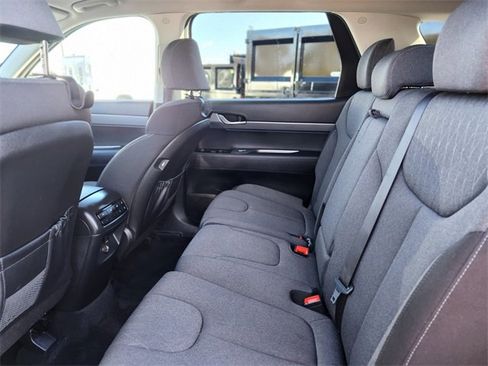 Used 2021 Hyundai Palisade SE image 16