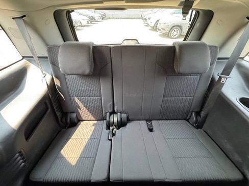 Used 2019 Chevrolet Tahoe LS AWD/4WD image 16