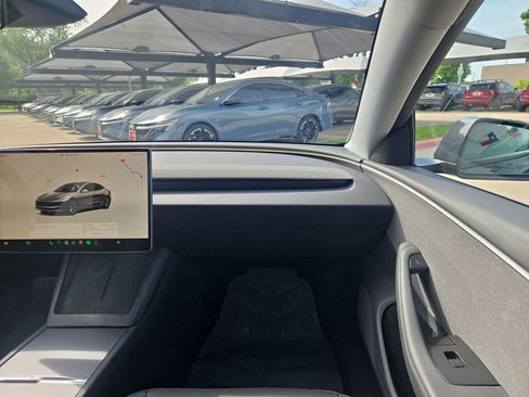 Used 2024 Tesla Model 3 Long Range RWD image 24