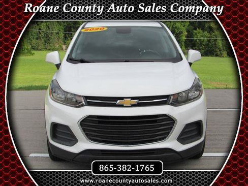 Used 2020 Chevrolet Trax LS w/ Tint and Cruise Package FWD image 1