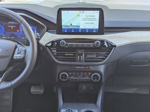 Used 2022 Ford Escape Titanium w/ Titanium Premium Package image 14