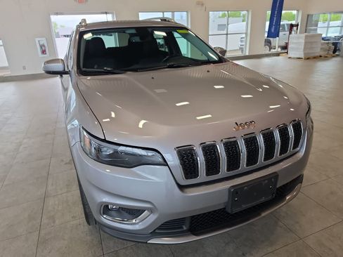 Used 2020 Jeep Cherokee Limited AWD/4WD image 4